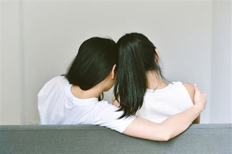 レズ 体験|「レズ風俗」にハマる女性が続出中知られざる「新しい快楽」 .